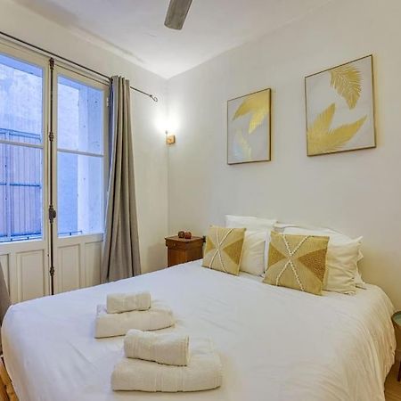 New - 1 Bed Apt Central Antibes Exterior foto