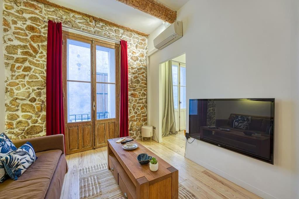 New - 1 Bed Apt Central Antibes Exterior foto
