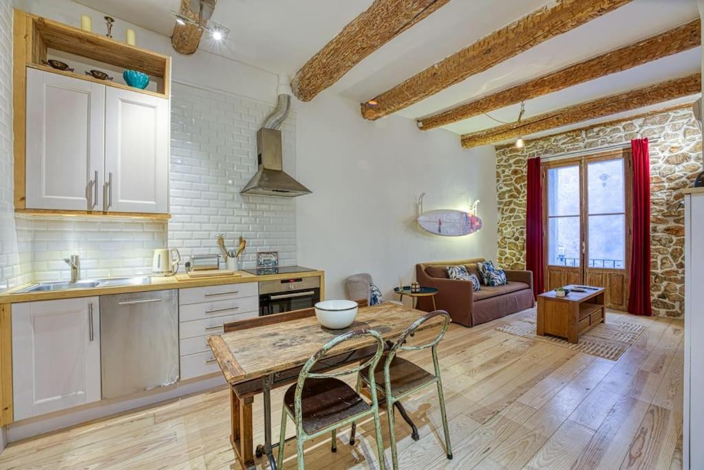 New - 1 Bed Apt Central Antibes Exterior foto